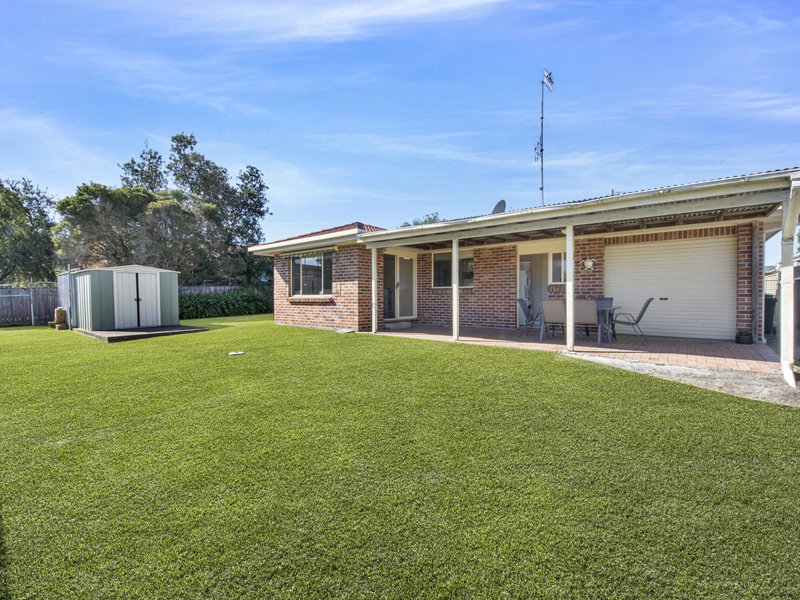 Photo - 30 Scenic Circle, Budgewoi NSW 2262 - Image 7