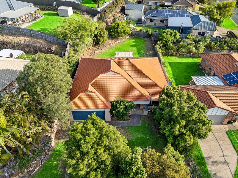 Photo - 30 Scenic Crescent, Springfield QLD 4300 - Image 3