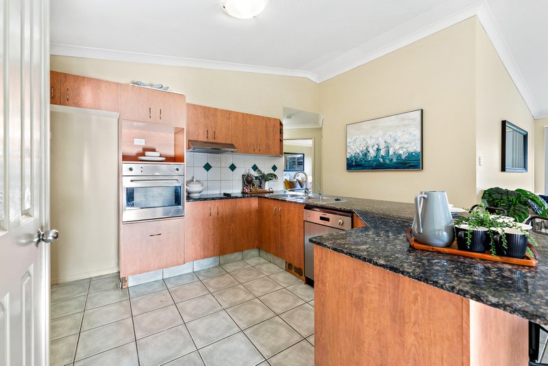 Photo - 30 Scenic Crescent, Springfield QLD 4300 - Image 5