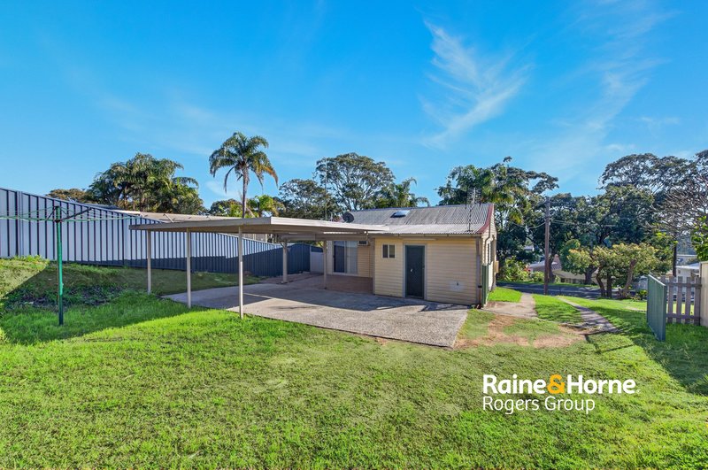 Photo - 30 Scenic Drive, Budgewoi NSW 2262 - Image 9