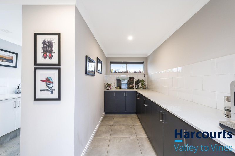 Photo - 30 Sceptrum Avenue, Chittering WA 6084 - Image 13