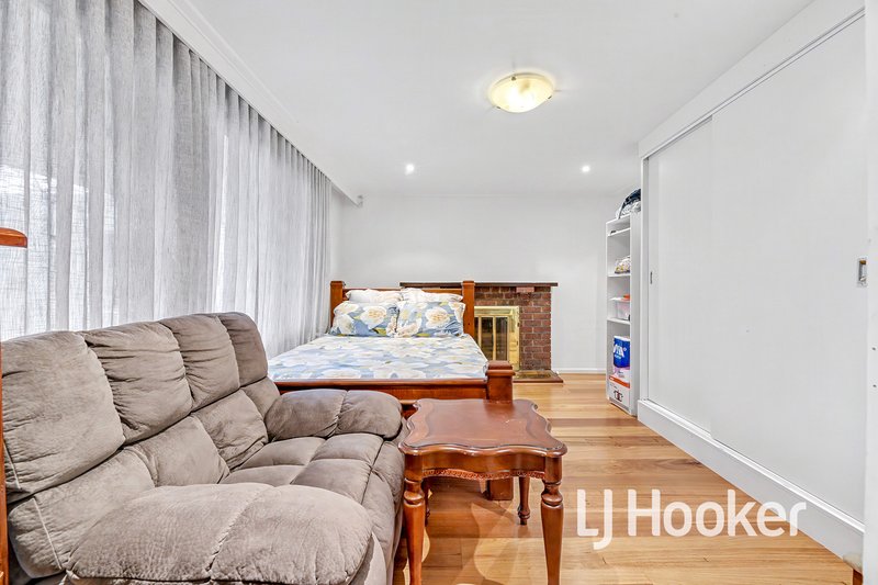 Photo - 30 Scott Road, Cranbourne South VIC 3977 - Image 2