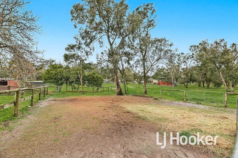 Photo - 30 Scott Road, Cranbourne South VIC 3977 - Image 14