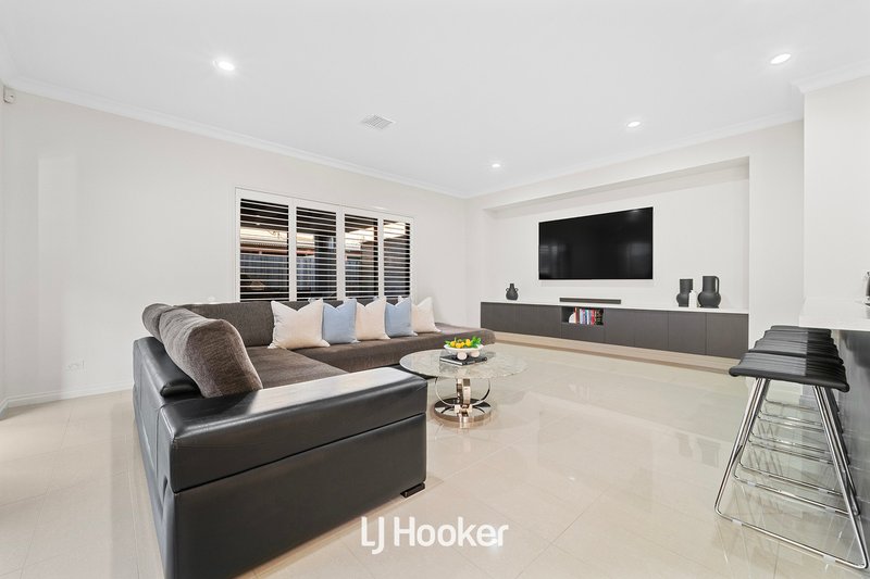 Photo - 30 Seely Street, Dandenong VIC 3175 - Image 5