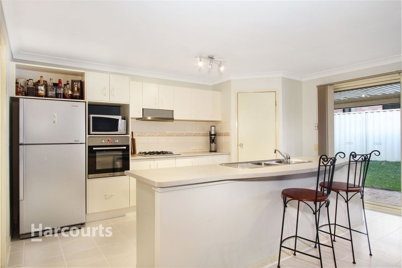 Photo - 30 Selwyn Grove, Horsley NSW 2530 - Image 4