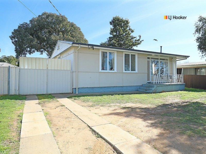 30 Sepik Road, Ashmont NSW 2650