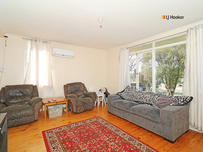 Photo - 30 Sepik Road, Ashmont NSW 2650 - Image 2