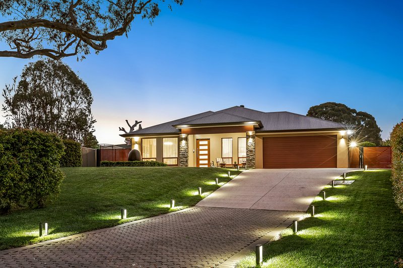 30 Silhouette Street, Mount Barker SA 5251