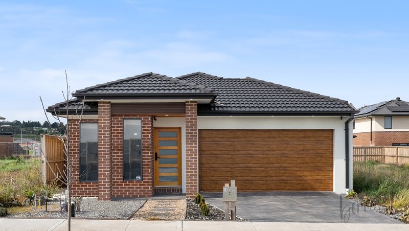 30 Silvereye Circuit, Beveridge VIC 3753