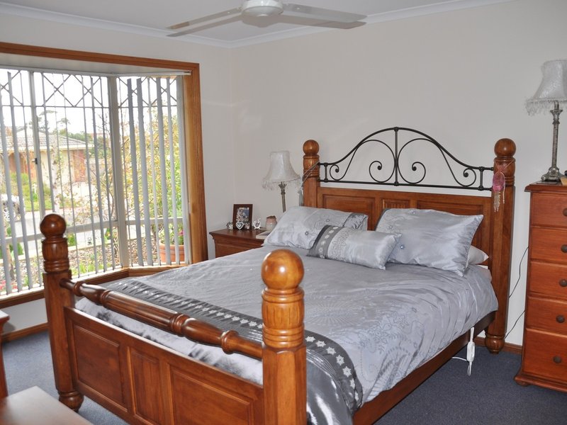 Photo - 30 Sinclair St , Hayborough SA 5211 - Image 9