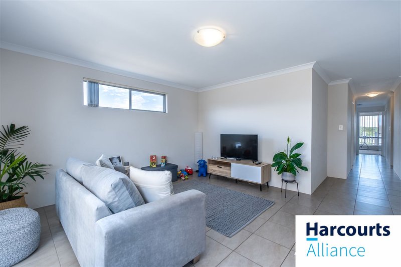 Photo - 30 Skysail Avenue, Alkimos WA 6038 - Image 10