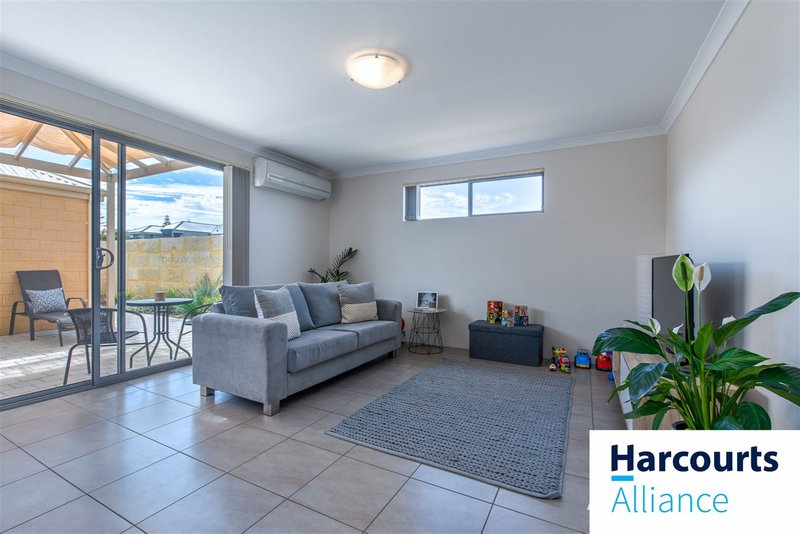 Photo - 30 Skysail Avenue, Alkimos WA 6038 - Image 12