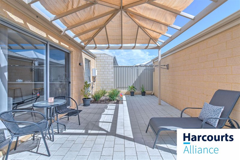 Photo - 30 Skysail Avenue, Alkimos WA 6038 - Image 13