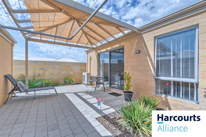 Photo - 30 Skysail Avenue, Alkimos WA 6038 - Image 14