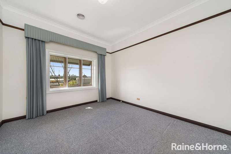 Photo - 30 Sloane Street, Goulburn NSW 2580 - Image 3