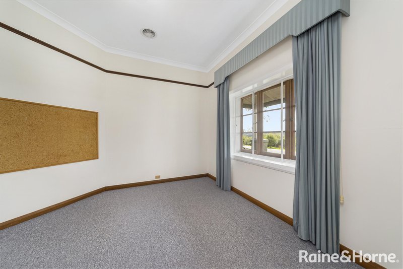 Photo - 30 Sloane Street, Goulburn NSW 2580 - Image 4
