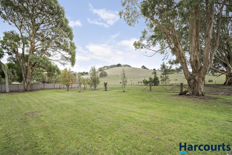 Photo - 30 Smokeytown Road, Springmount VIC 3364 - Image 10