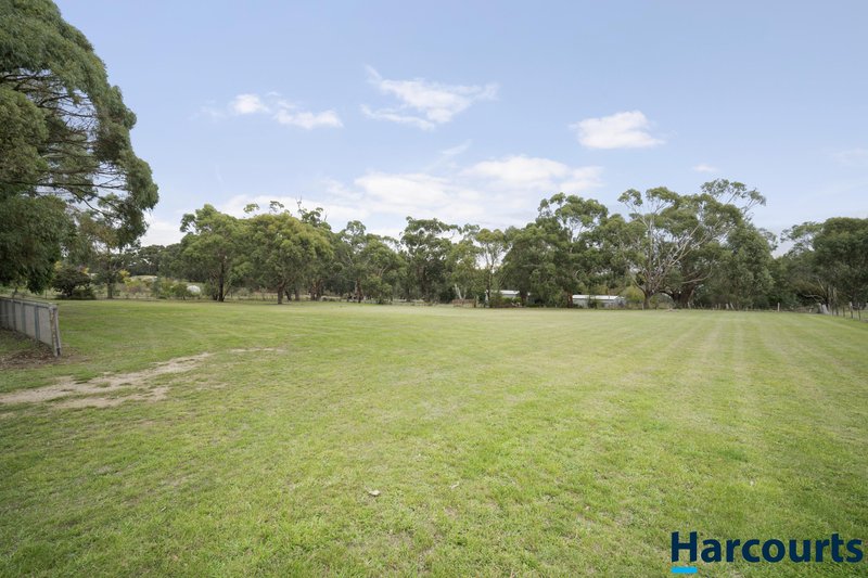 Photo - 30 Smokeytown Road, Springmount VIC 3364 - Image 11