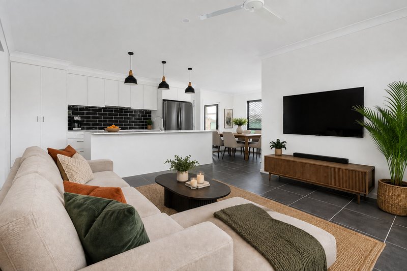 Photo - 30 Somerville Circuit, Park Ridge QLD 4125 - Image 1