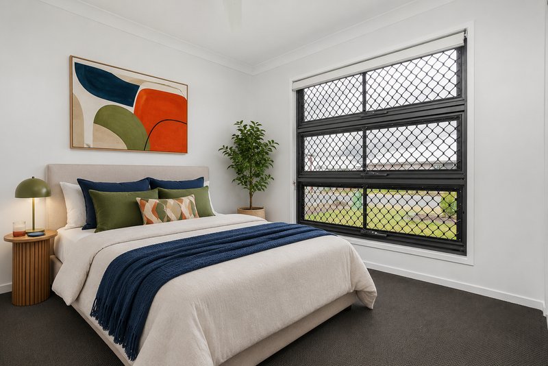 Photo - 30 Somerville Circuit, Park Ridge QLD 4125 - Image 4