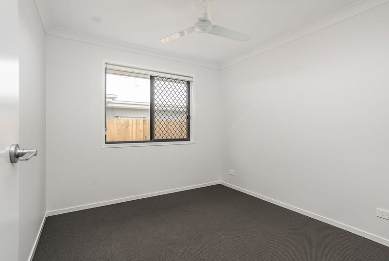 Photo - 30 Somerville Circuit, Park Ridge QLD 4125 - Image 13