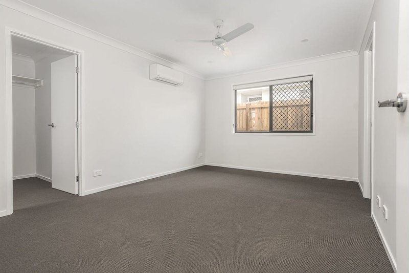 Photo - 30 Somerville Circuit, Park Ridge QLD 4125 - Image 15