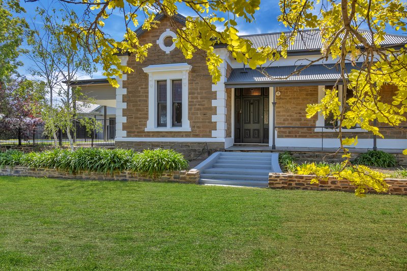 30 South Terrace, Kapunda SA 5373