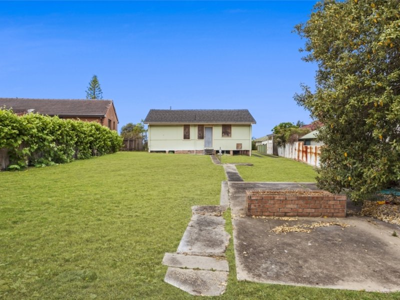 30 Southampton Street, Berkeley NSW 2506