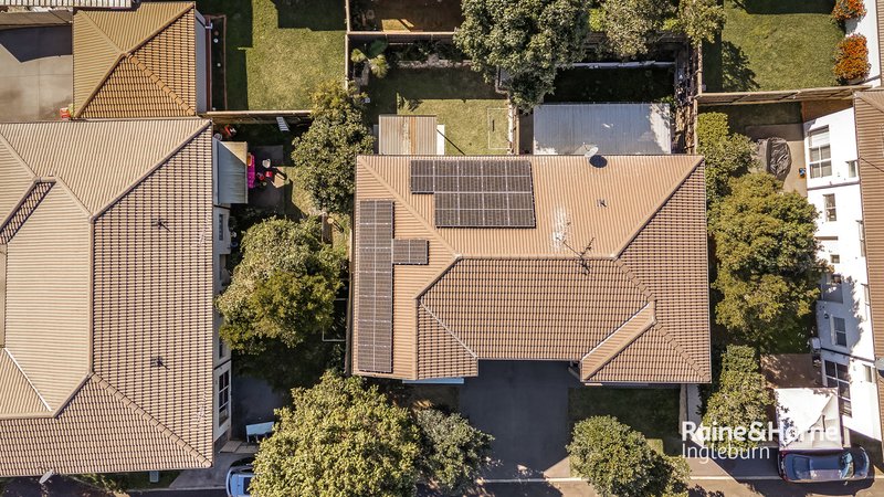 Photo - 30 Sovereign Circuit, Glenfield NSW 2167 - Image 14