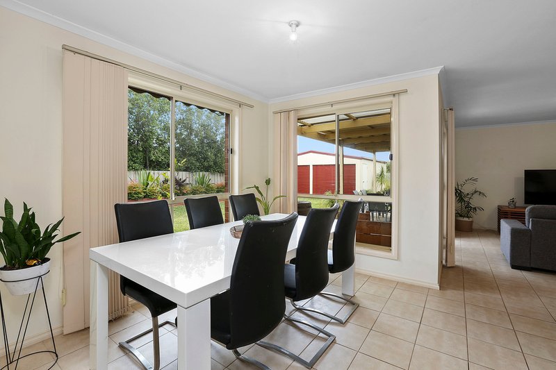 Photo - 30 Sparrow Court, Lara VIC 3212 - Image 4