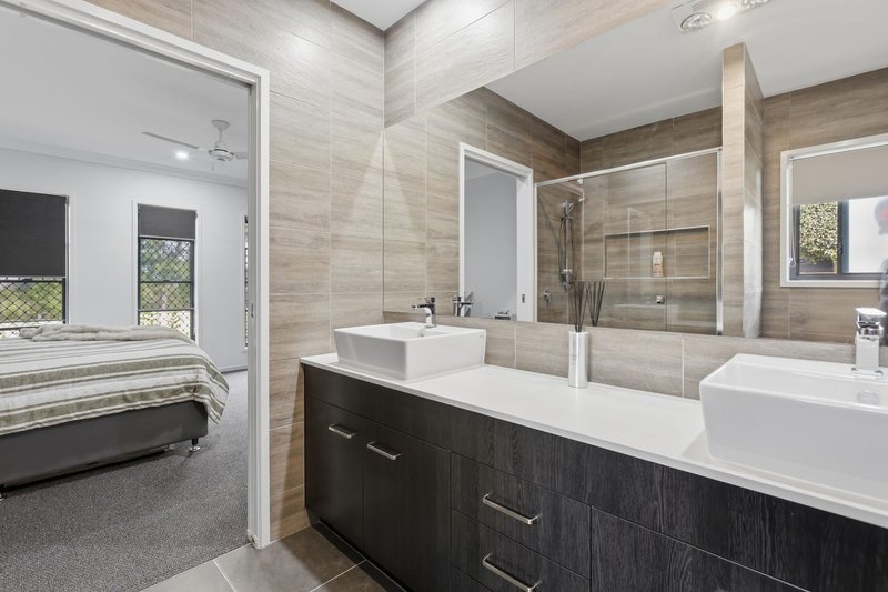 Photo - 30 Speedwell Street, Caboolture QLD 4510 - Image 5