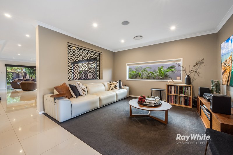Photo - 30 Spinnaker Boulevard, Newport QLD 4020 - Image 3