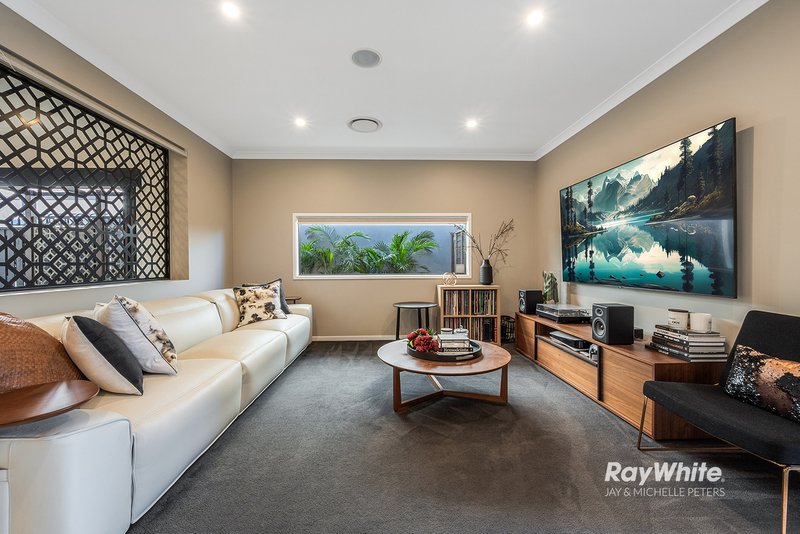 Photo - 30 Spinnaker Boulevard, Newport QLD 4020 - Image 10