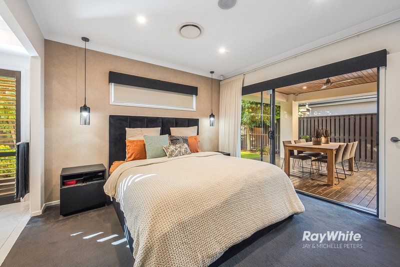 Photo - 30 Spinnaker Boulevard, Newport QLD 4020 - Image 21