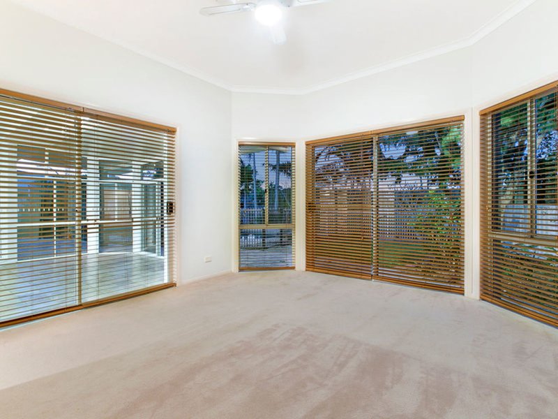 Photo - 30 St Andrews Drive, Cornubia QLD 4130 - Image 16