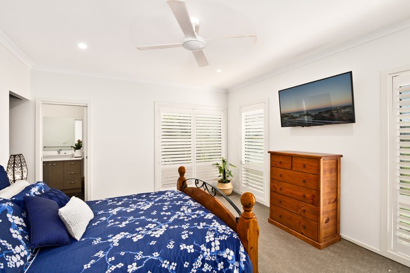 Photo - 30 St Andrews Way, Coolangatta NSW 2535 - Image 8