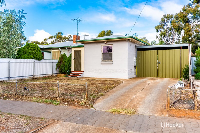 Photo - 30 Stakes Crescent, Elizabeth Downs SA 5113 - Image 2