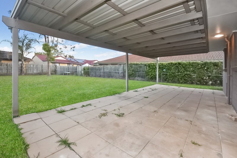 Photo - 30 Stephanie Drive, Morayfield QLD 4506 - Image 11