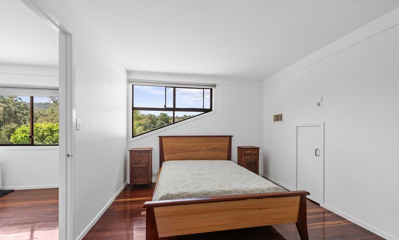 Photo - 30 Steptoe Street, Chapel Hill QLD 4069 - Image 22