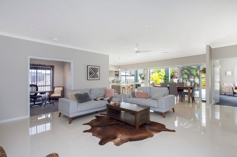 Photo - 30 Stone Creek Drive, Upper Coomera QLD 4209 - Image 6