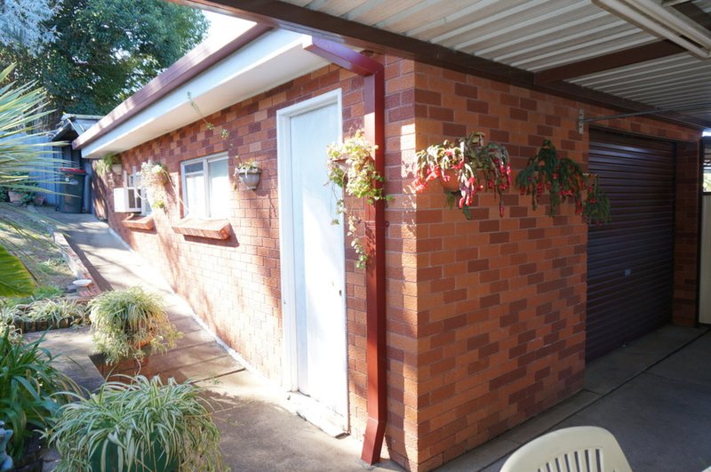 Photo - 30 Stonehaven Parade, Cabramatta NSW 2166 - Image 11