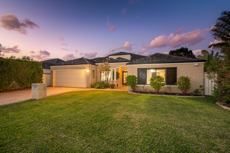 Photo - 30 Success Crescent, Salter Point WA 6152 - Image 1