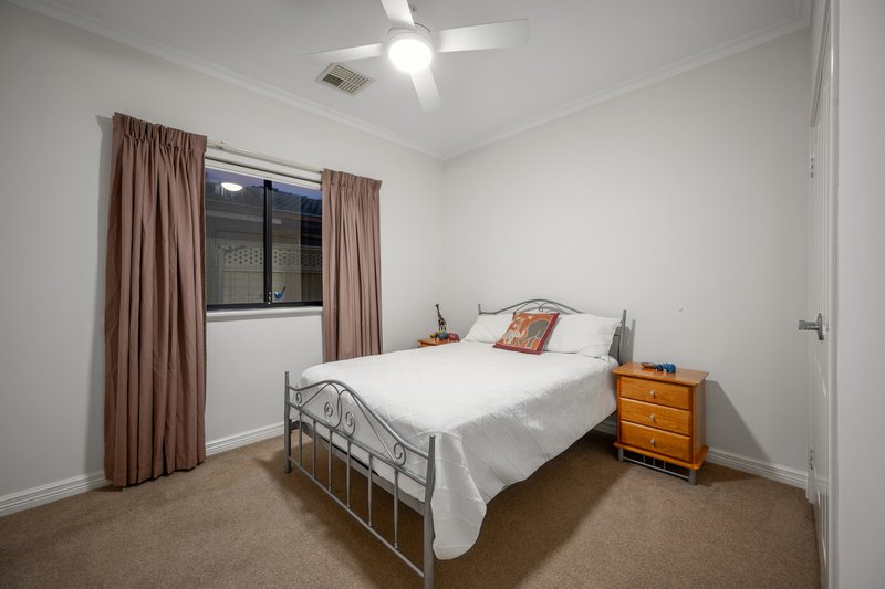 Photo - 30 Success Crescent, Salter Point WA 6152 - Image 17
