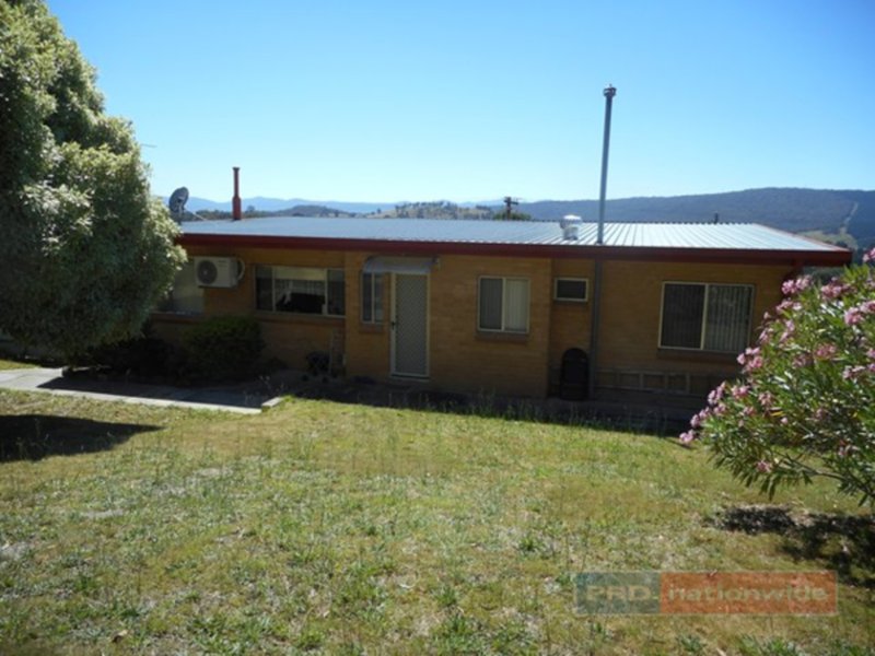 Photo - 30 Sunnyside Avenue, Batlow NSW 2730 - Image 13