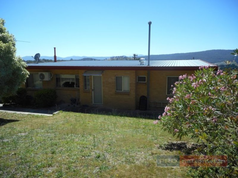 Photo - 30 Sunnyside Avenue, Batlow NSW 2730 - Image 14