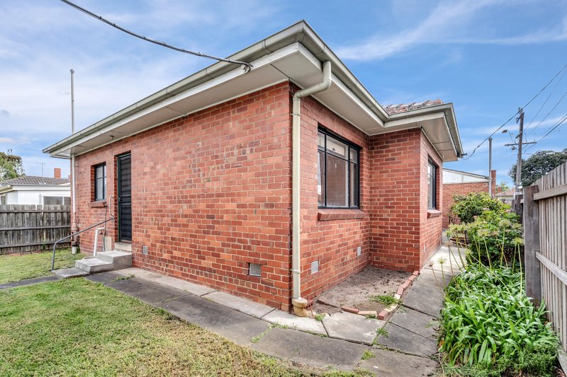 Photo - 30 Sussex Street, Pascoe Vale South VIC 3044 - Image 17