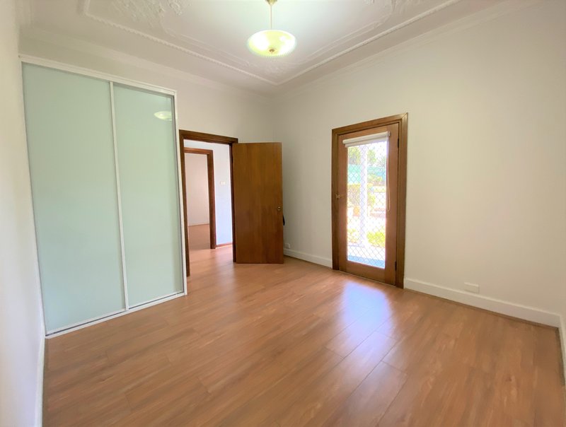 Photo - 30 Sylvester Avenue, Roselands NSW 2196 - Image 4