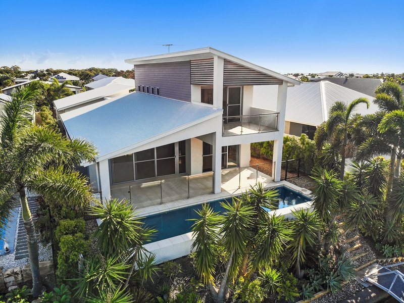 Photo - 30 The Peninsula , Banksia Beach QLD 4507 - Image 4