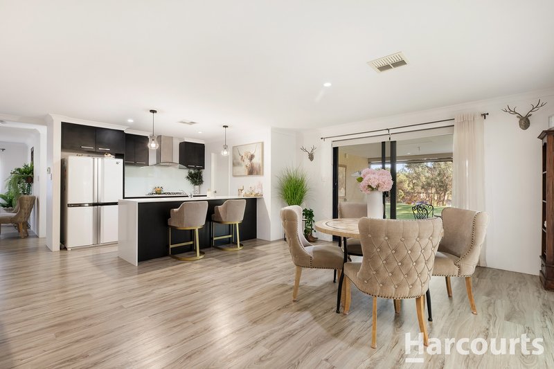 Photo - 30 Thomasfield Place, Ravenswood WA 6208 - Image 8