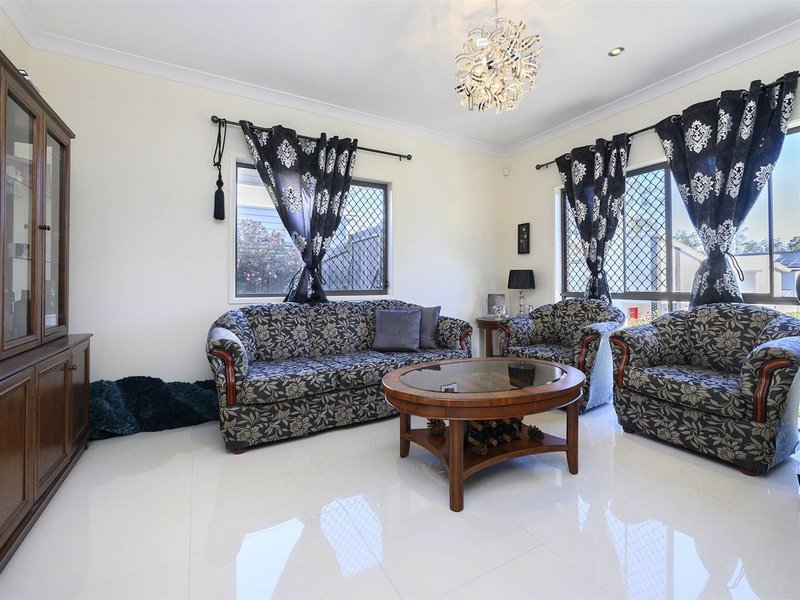 Photo - 30 Tranquil Place, Mcdowall QLD 4053 - Image 3